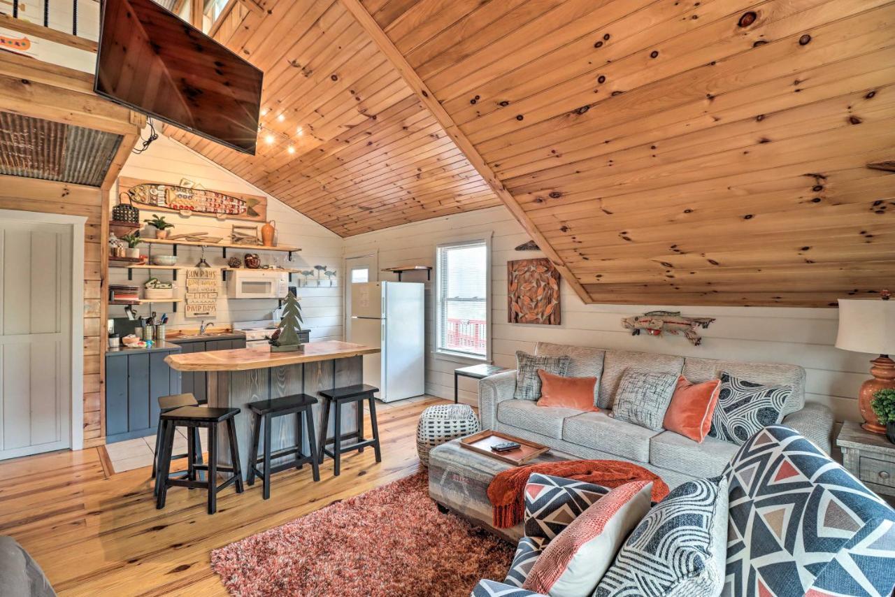 Cheery Pet-Friendly Studio With Shared Fire Pit マウンテンビュー エクステリア 写真