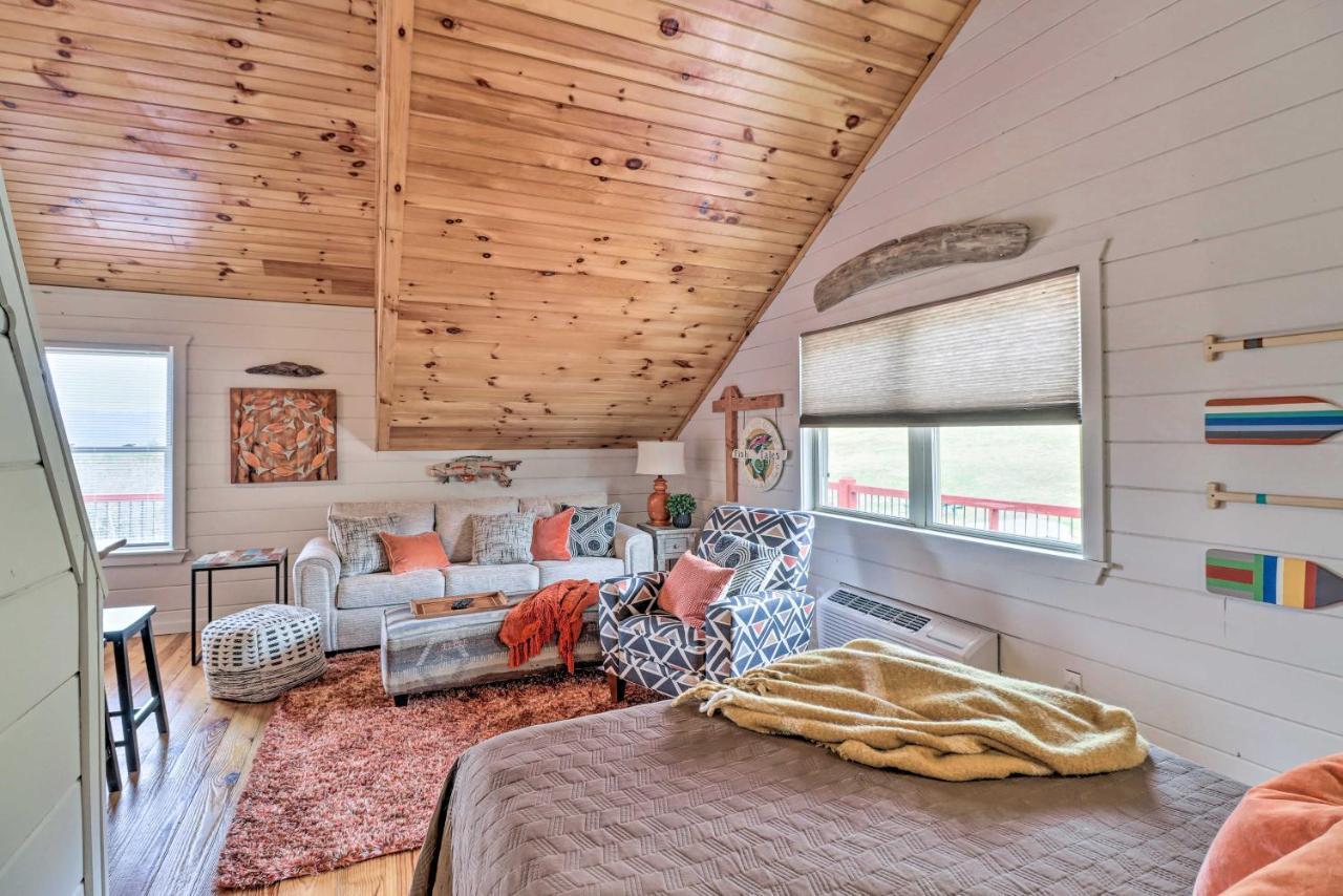 Cheery Pet-Friendly Studio With Shared Fire Pit マウンテンビュー エクステリア 写真
